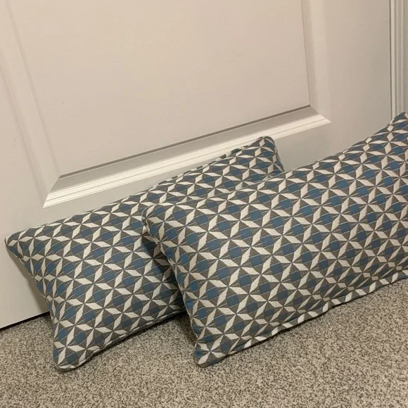 Sunbrella Pair of Geometric Blue and Gray Accent Pillows, Performance Fabric - Picture 2 of 7